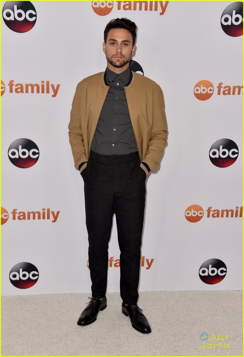 chace crawford ed westwick abc tca party 22