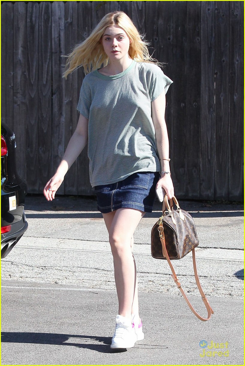 elle fanning about ray role preperation 07
