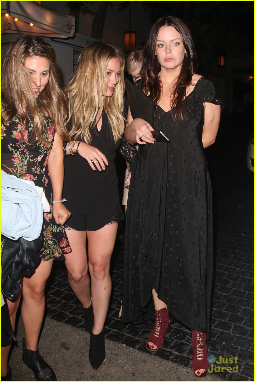 emma roberts hilary duff chateau dinner night out 14