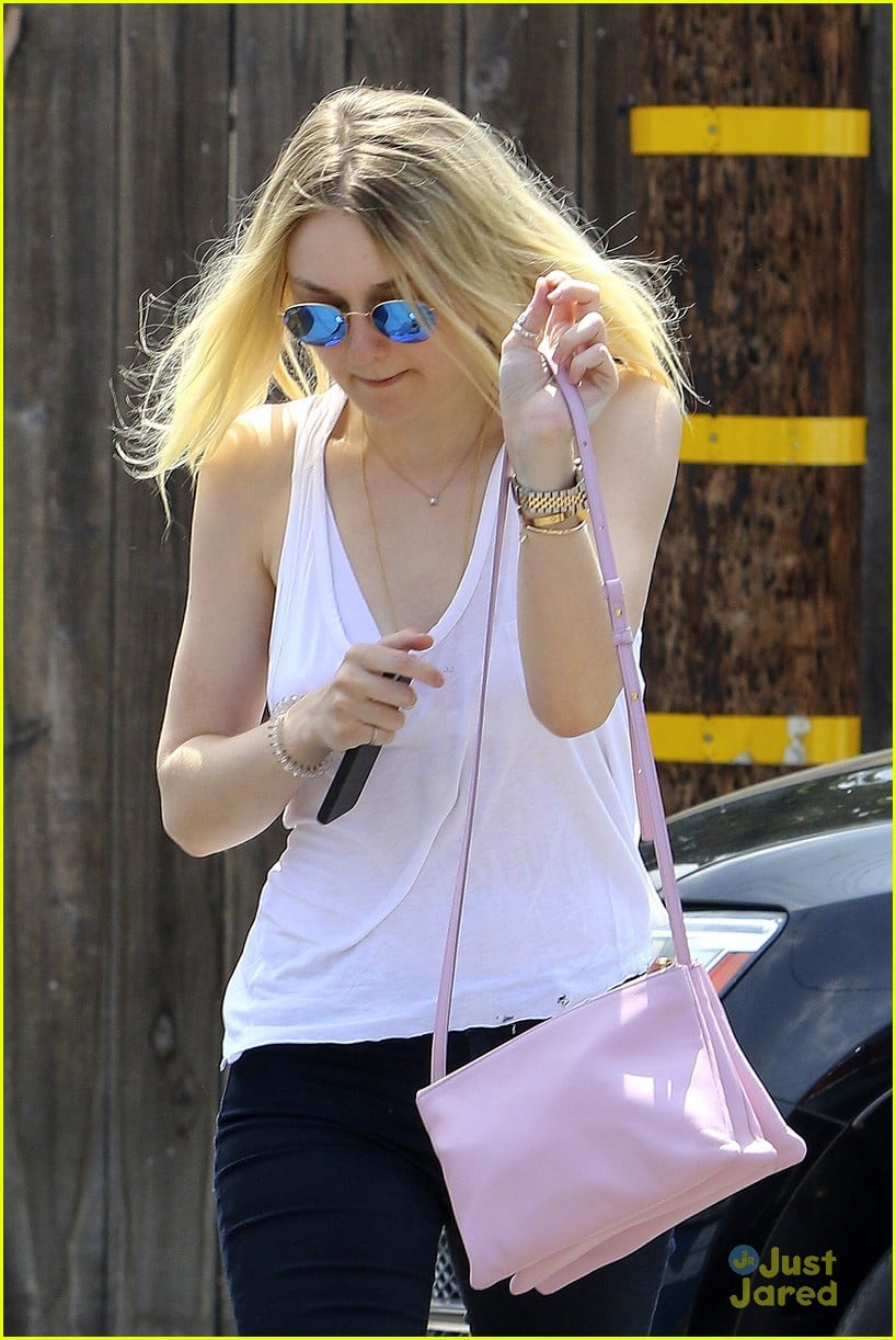 elle fanning lunch dakota hair appointment separate outings 20