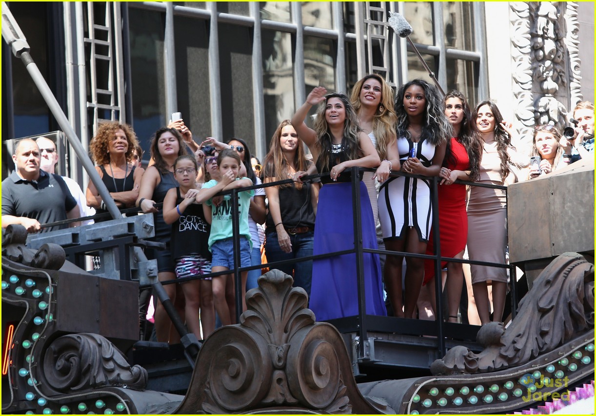 fifth harmony monster video premiere times square 13