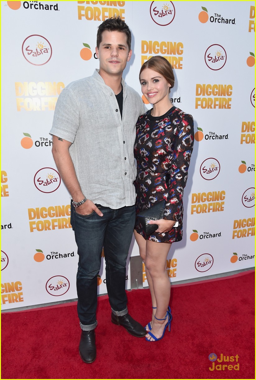 holland roden max carver digging fire premiere 09