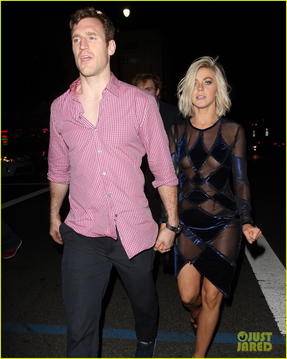 julianne hough engaged to brooks laich 05