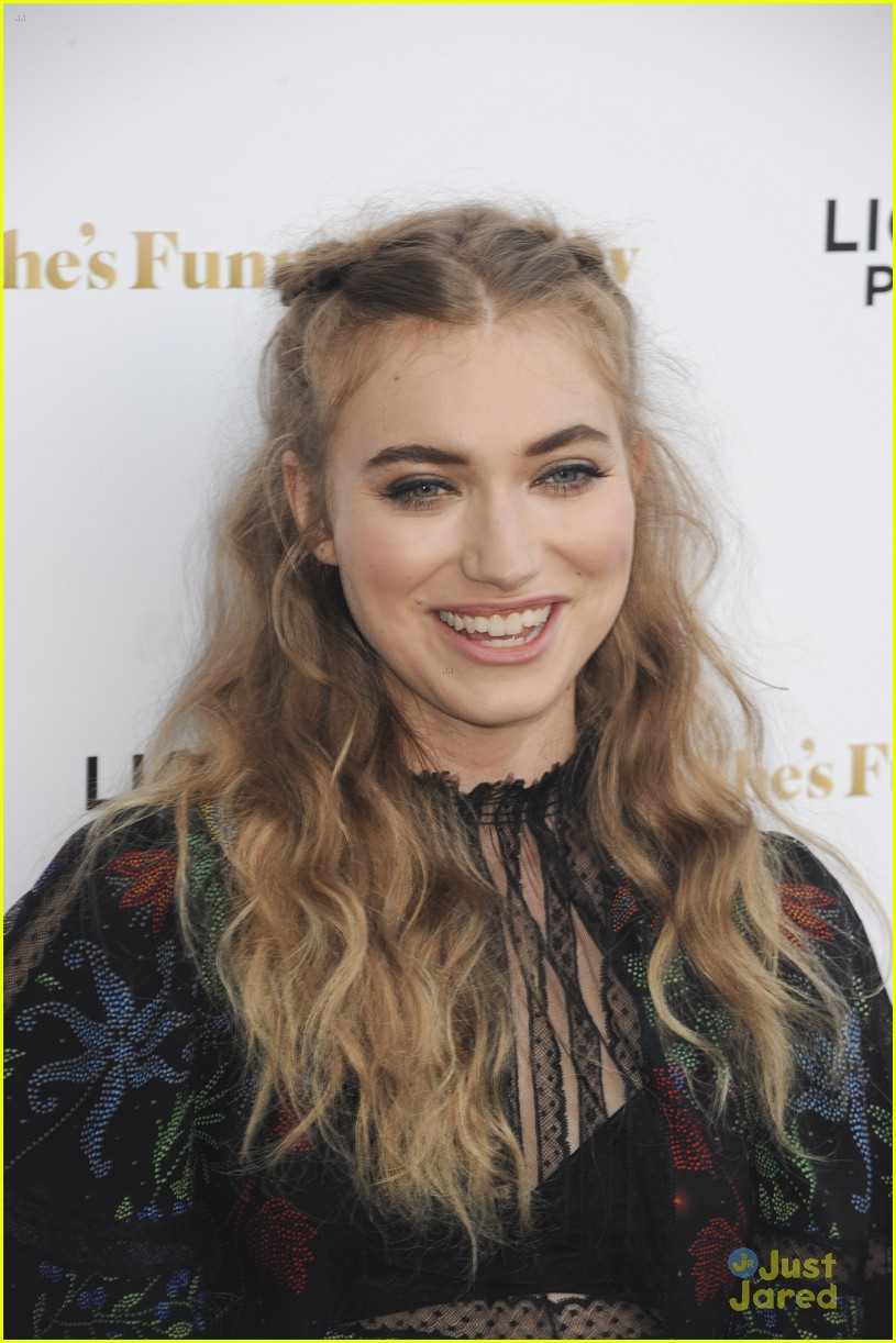 holland roden g hannelius imogen poots peyton list funny way premiere 18