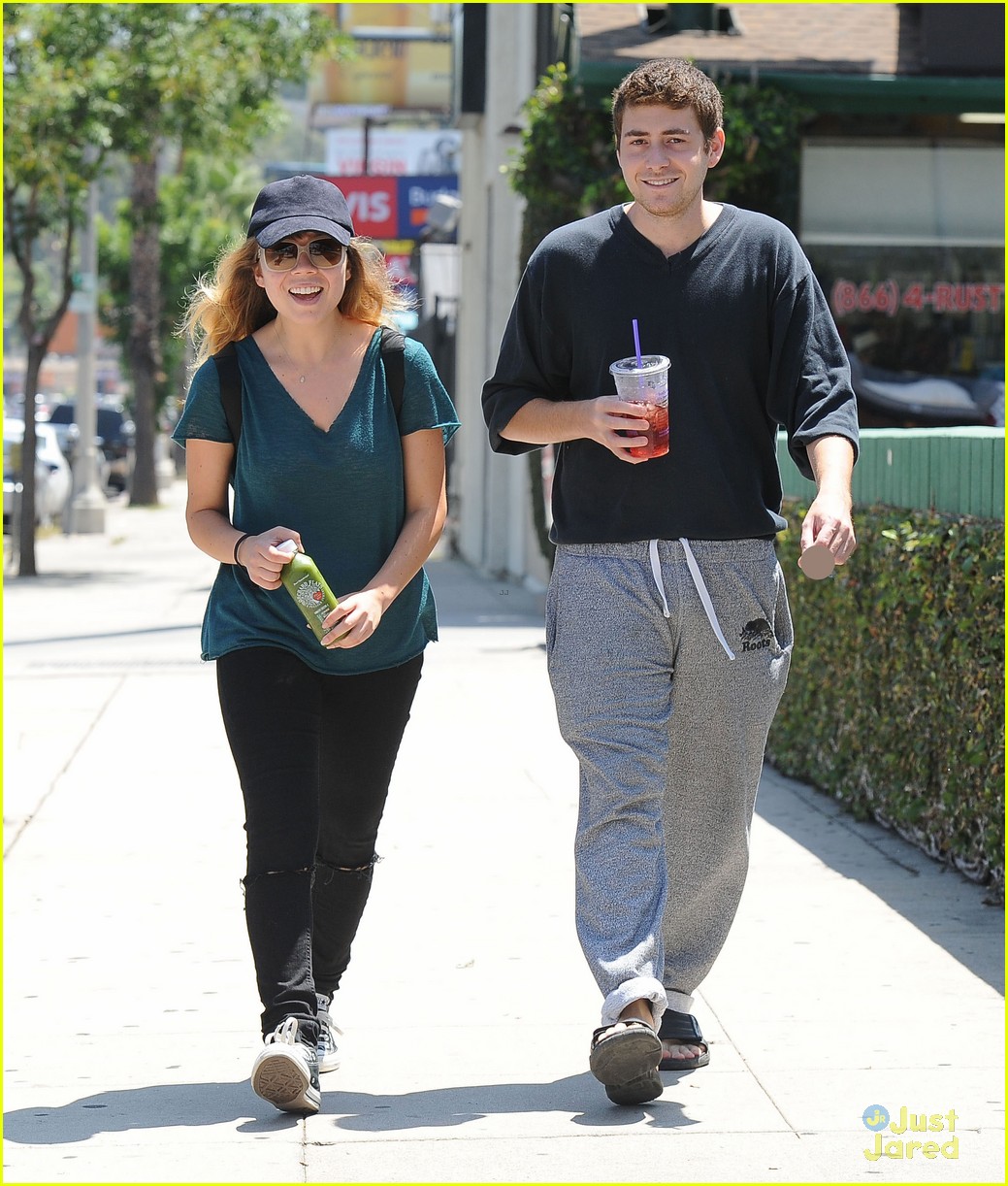 jennette mccurdy jesse carere hang out 08