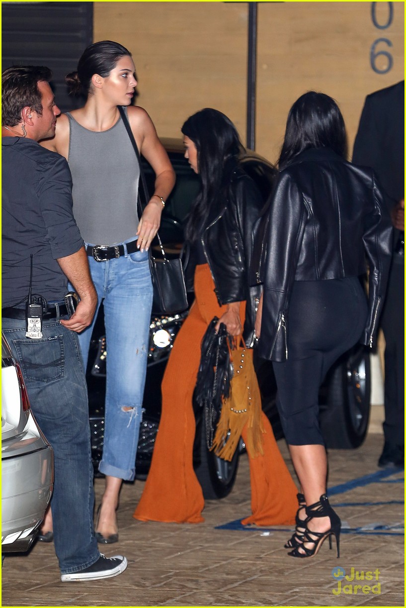 kendall jenner goes casual chic for kylies 18th birthday dinner 39