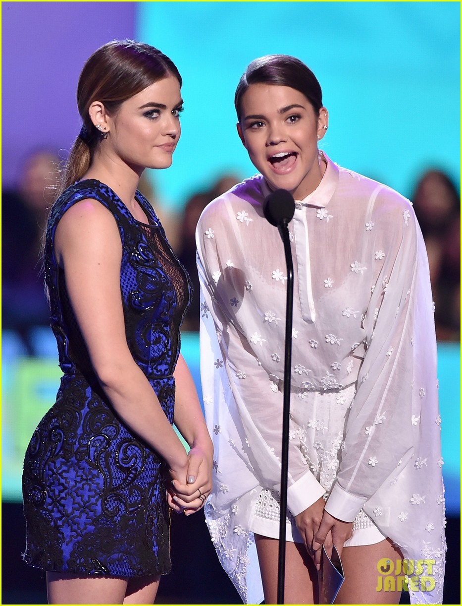 lucy hale janel parrish vanessa ray pll wins teen choice 03