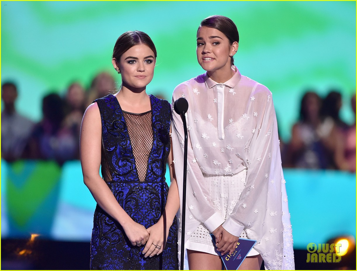 lucy hale janel parrish vanessa ray pll wins teen choice 11