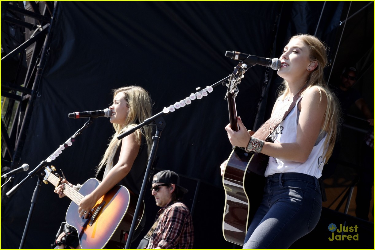 maddie tae boots hearts festival fishing comp 08