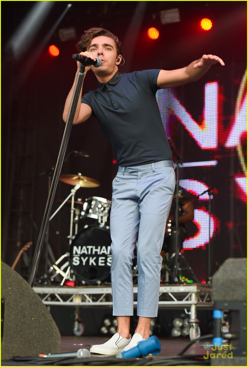 nathan sykes wants people to eat ice cream 02