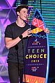 shawn mendes wins 2015 teen choice awards 04
