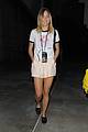 suki waterhouse let out her inner fangirl at taylor swifts la concert 16