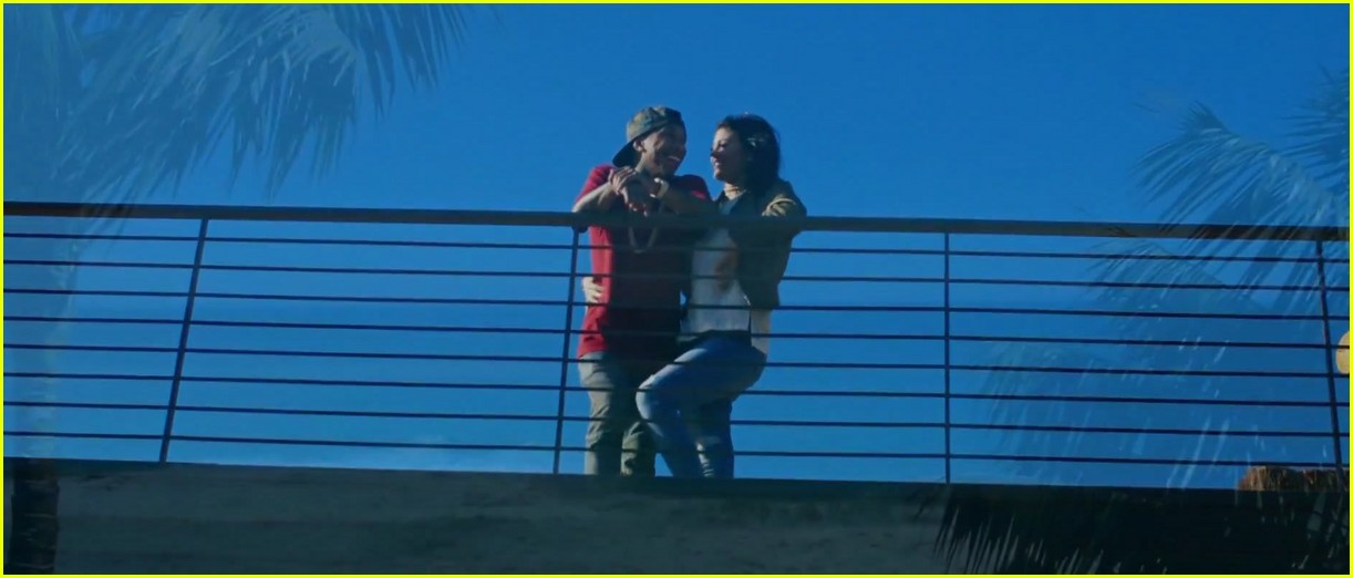 kylie jenner tyga kiss in stimulated music video 01