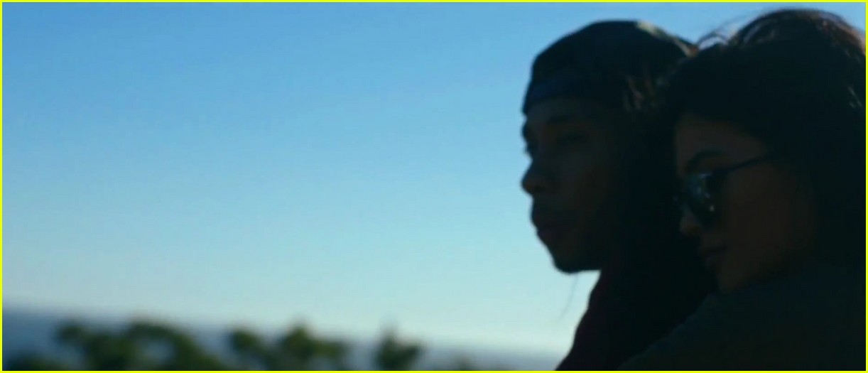 kylie jenner tyga kiss in stimulated music video 06