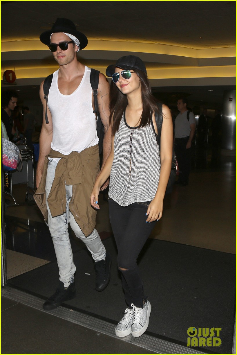 victoria justice pierson fode lax arrival from hawaii 28