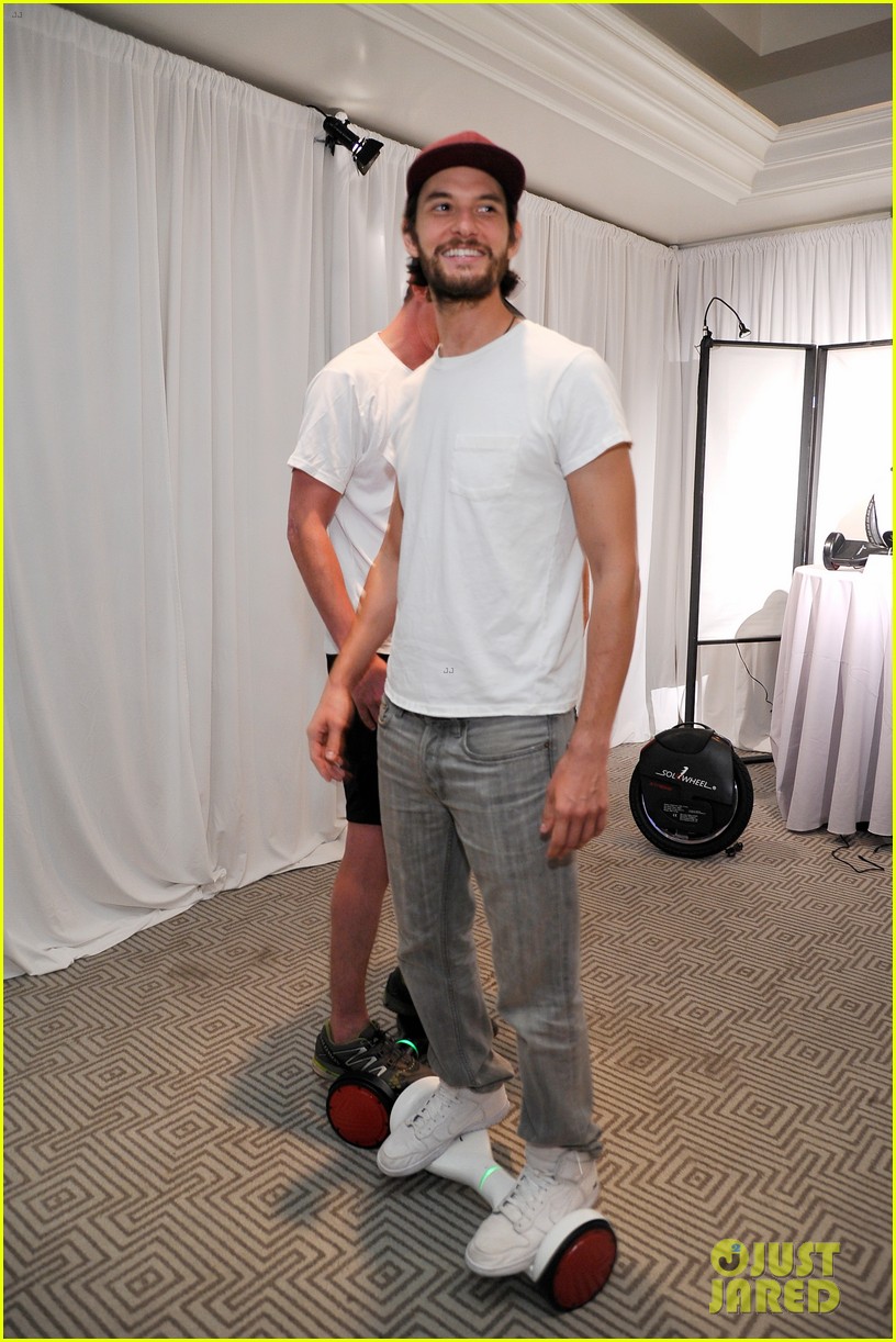 ben barnes gina rodriguez emmys weekend gifting suite 10