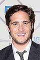 abigail breslin diego boneta represent scream queens at foxs emmys after party 2015 10