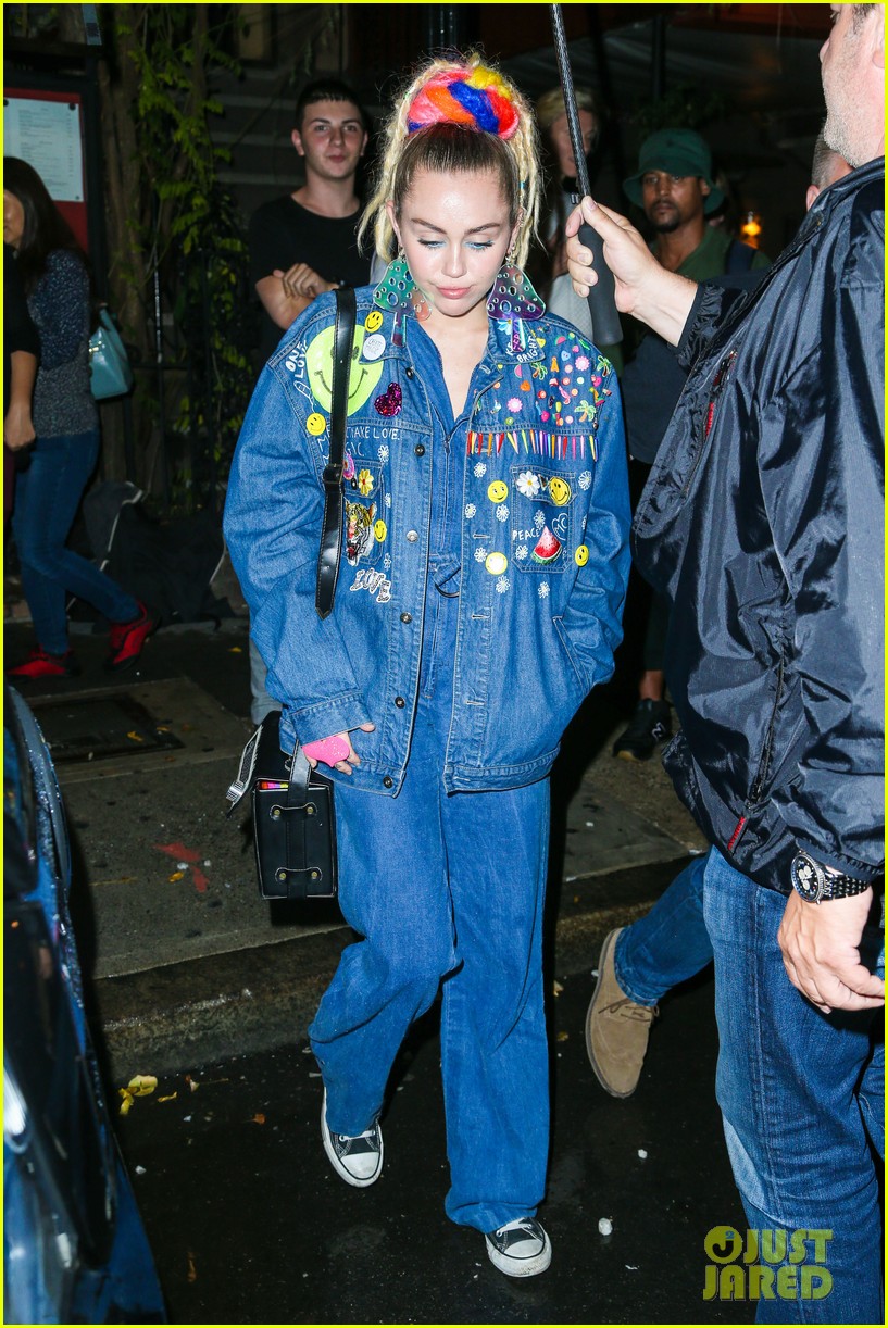 miley cyrus does double denim after snl rehearsal 23