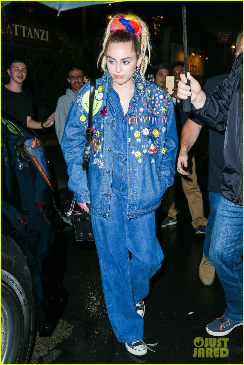 miley cyrus does double denim after snl rehearsal 30
