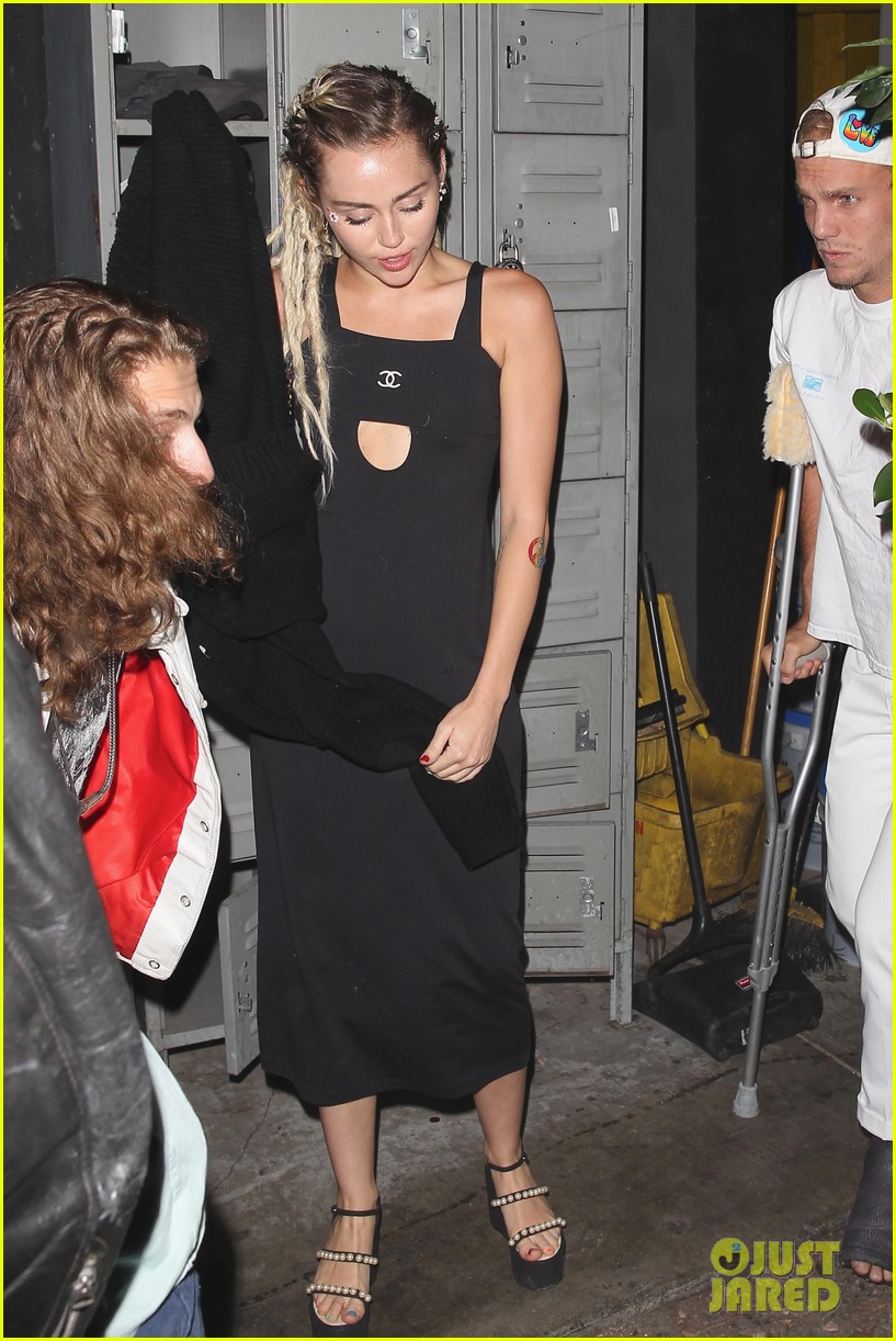 miley cyrus steps out in weho with cody simpson following vmas weekend 10