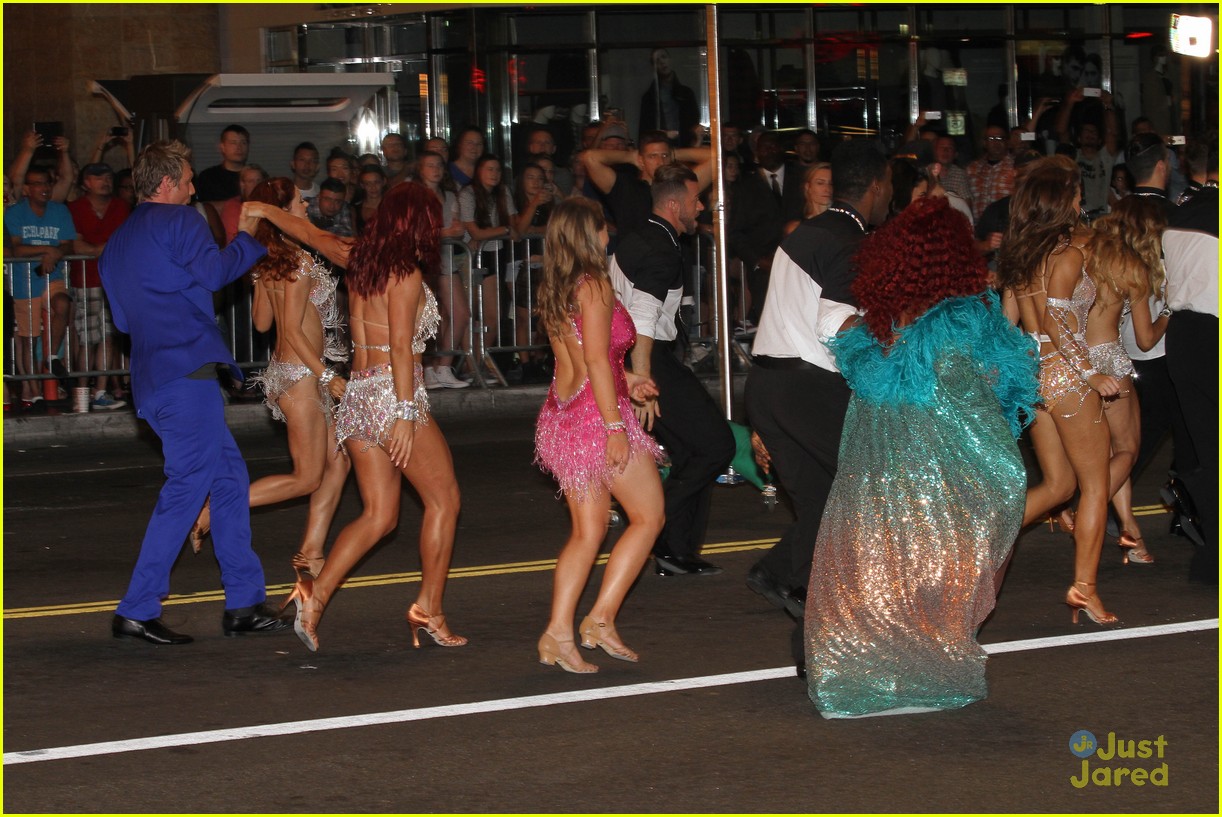 dwts flash mob pics opening number filming 44