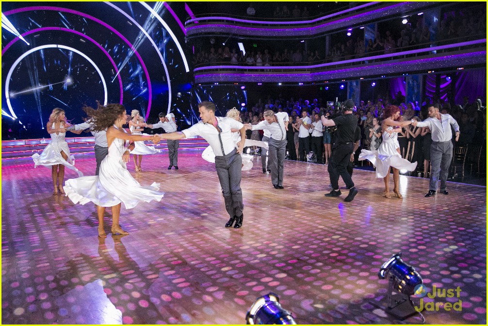 dwts opening number week two 04