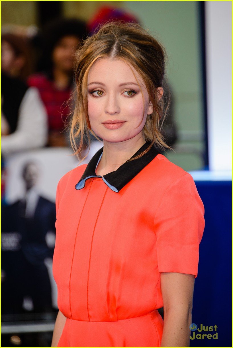 emily browning legend premiere london 20