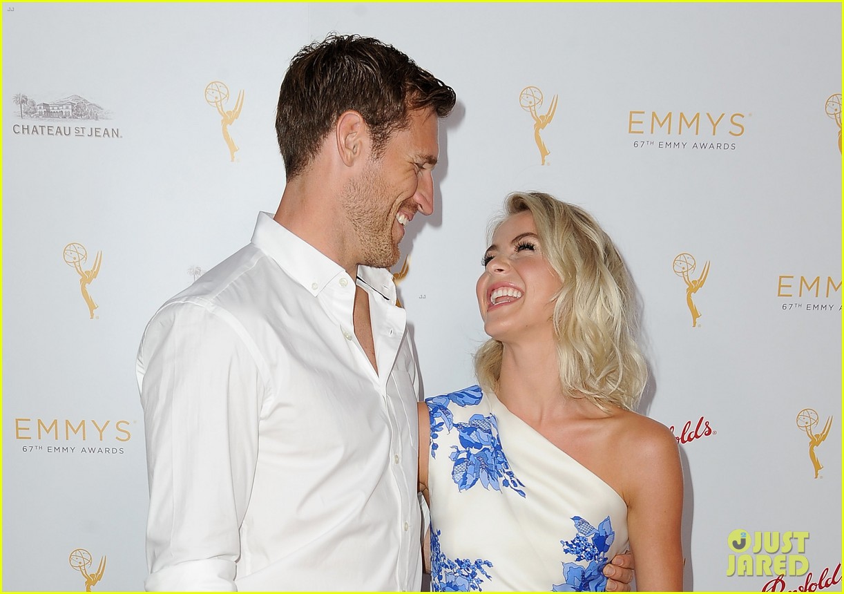 engaged julianne hough brooks laich couple up at pre emmys bash with derek hough 03