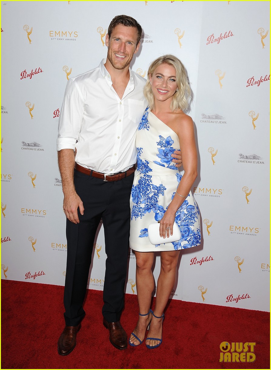 engaged julianne hough brooks laich couple up at pre emmys bash with derek hough 05