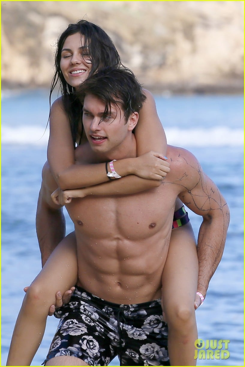 Pierson Fodé Body Shape - In a Swimsuit