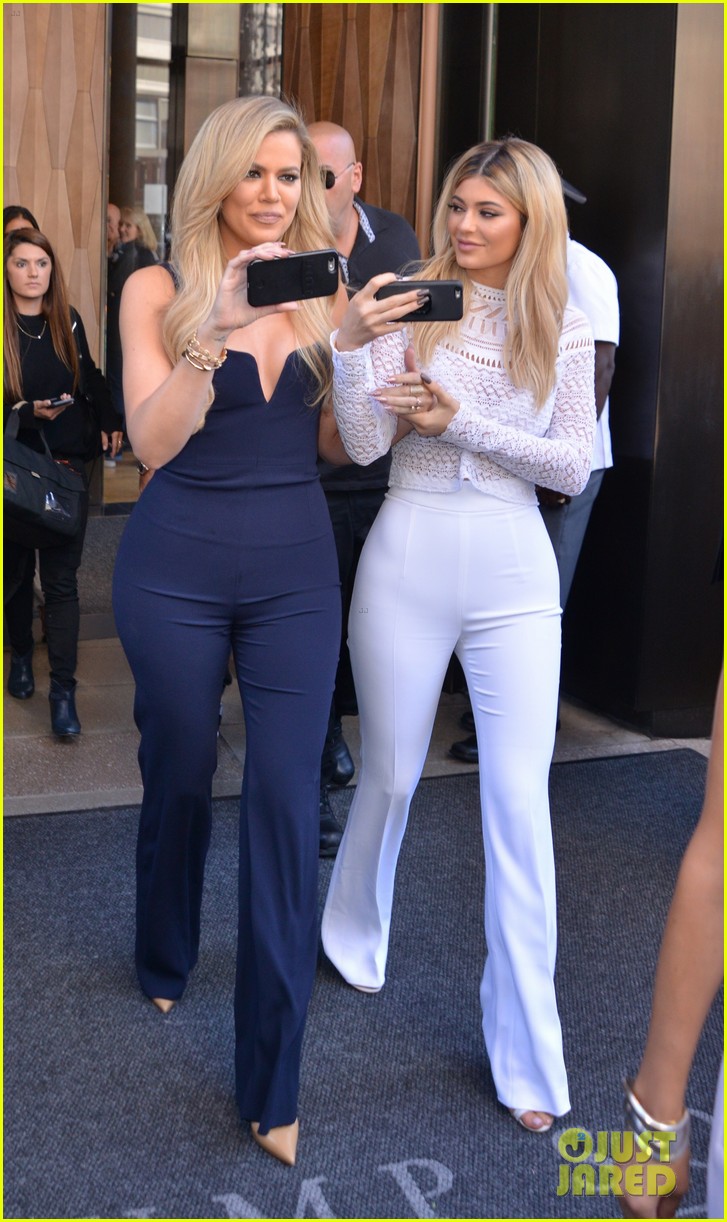 kardashian jenner sisters give first interview all together 18