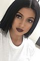 kylie jenner praises surgeon who injects lips 19