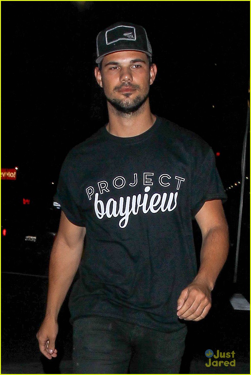 taylor lautner will appear at the think it up live telecast 02