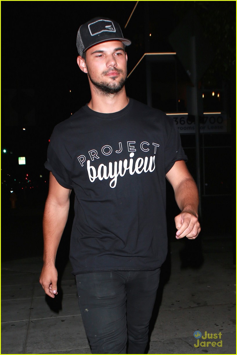 taylor lautner will appear at the think it up live telecast 06