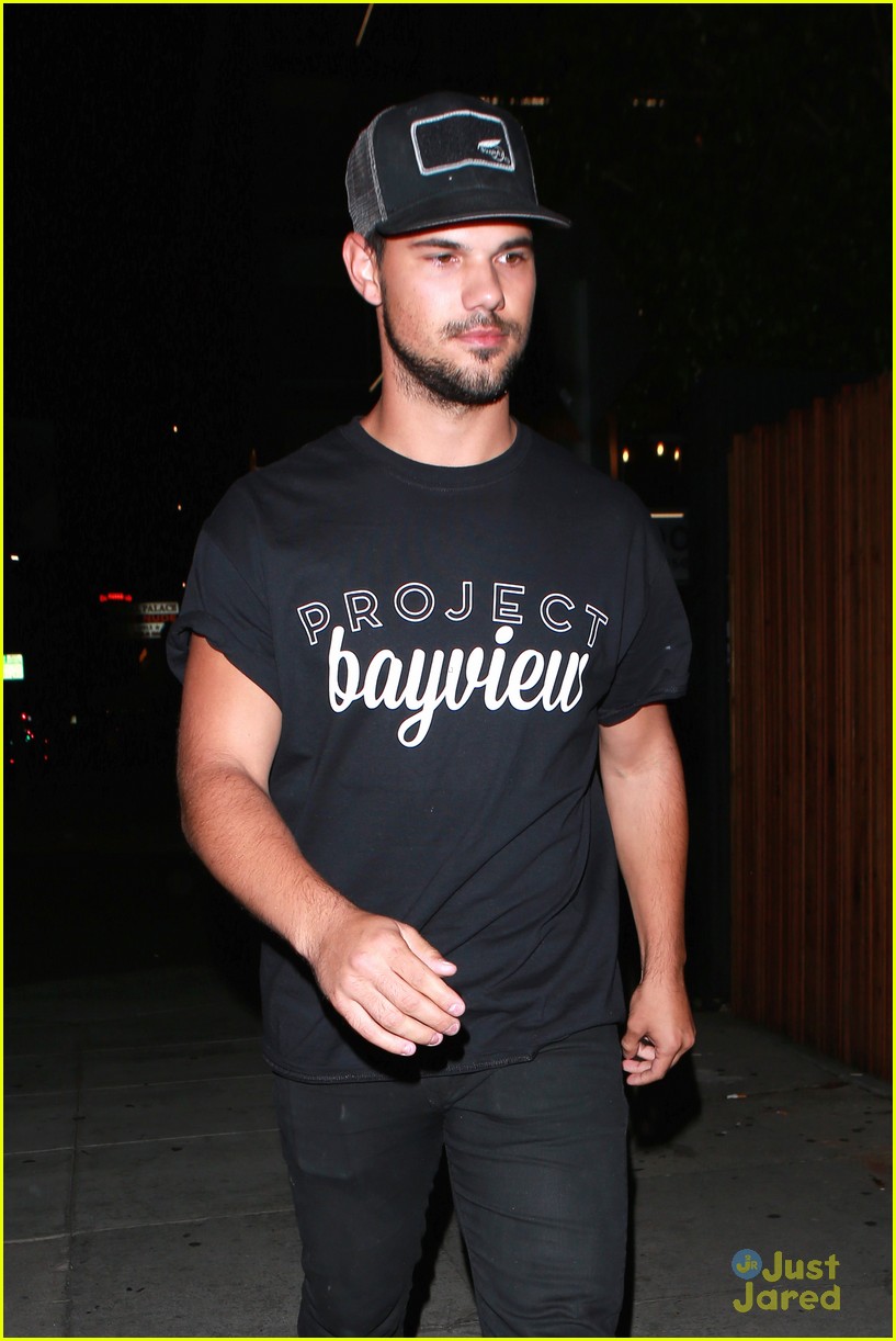 taylor lautner will appear at the think it up live telecast 16