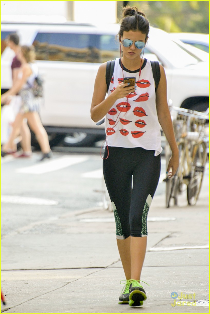 victoria justice lips tee workout nyc 02