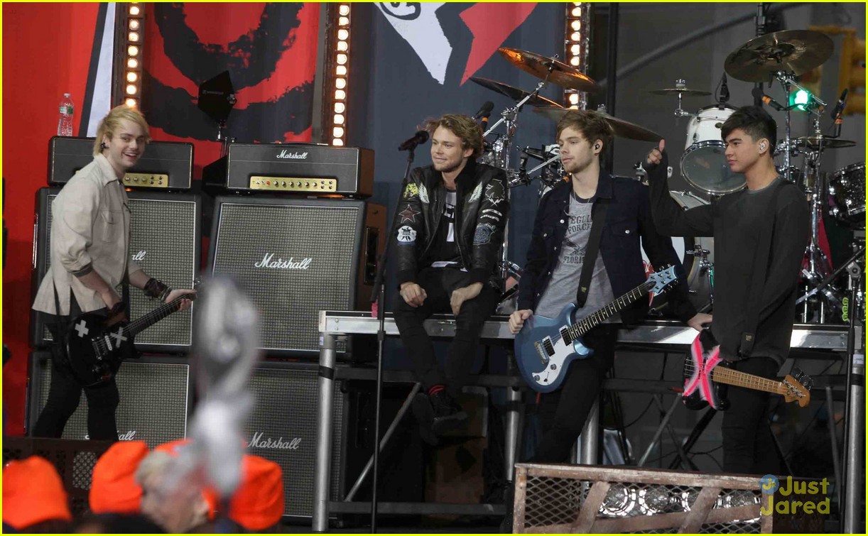 5sos today show fallon performances watch here 08