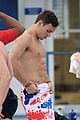 tom daley bares his crazy abs during diving practice 07