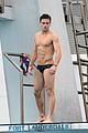 tom daley bares his crazy abs during diving practice 23