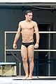 tom daley bares his crazy abs during diving practice 30
