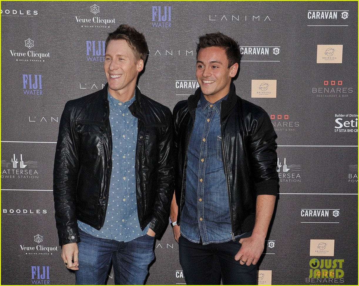 tom daley proposed to fiance dustin lance black first 24