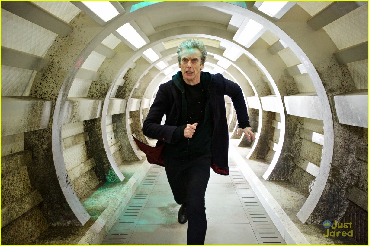 doctor who under the lake stills 07