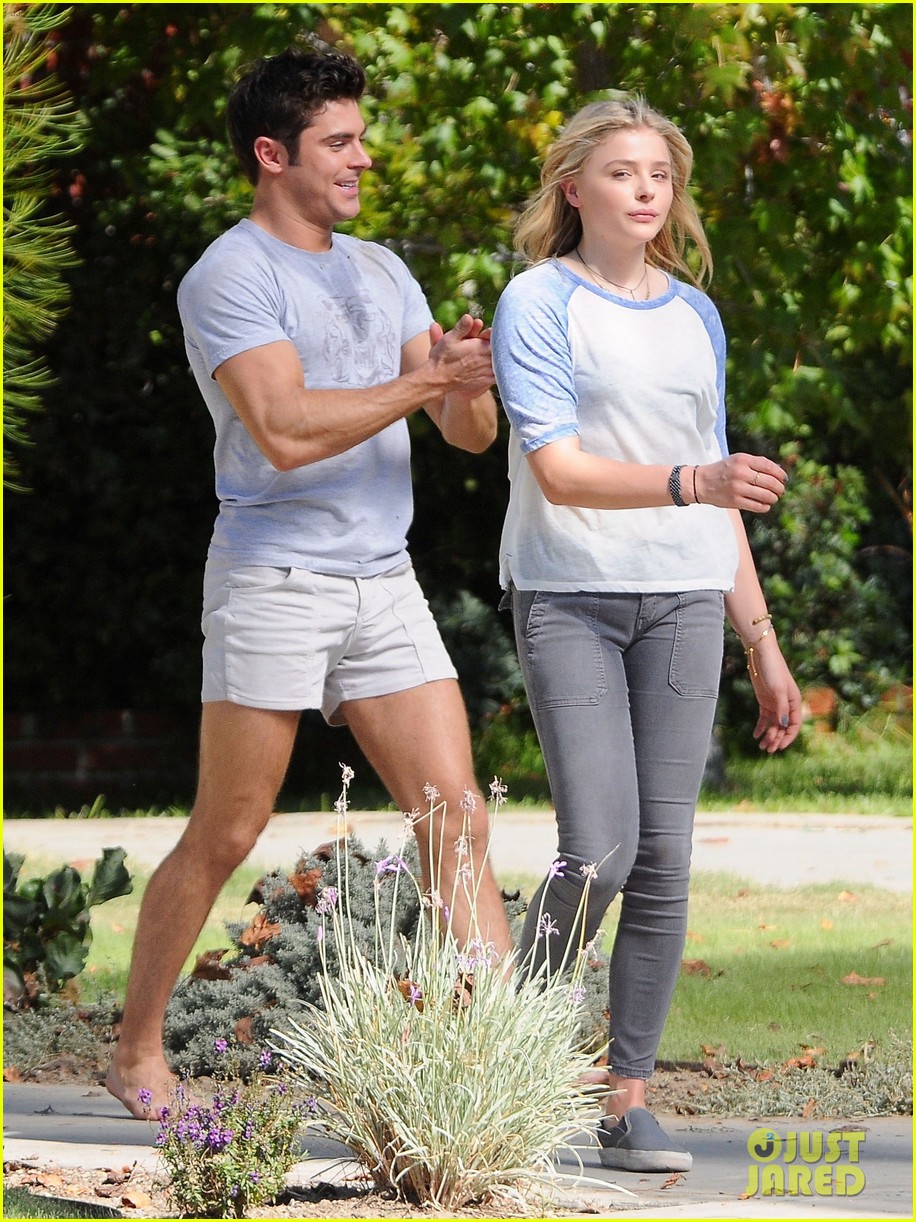 Zac Efron Films 'Neighbors 2' Scenes in Short Shorts Alongside Chloe  Moretz!: Photo 884891, Chloe Moretz, Kaitlyn Dever, Kiersey Clemons, rose  byrne, Seth Rogen, Zac Efron Pictures