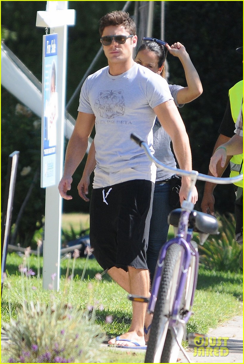 zac efron wears short shorts while filming neighbors 2 11