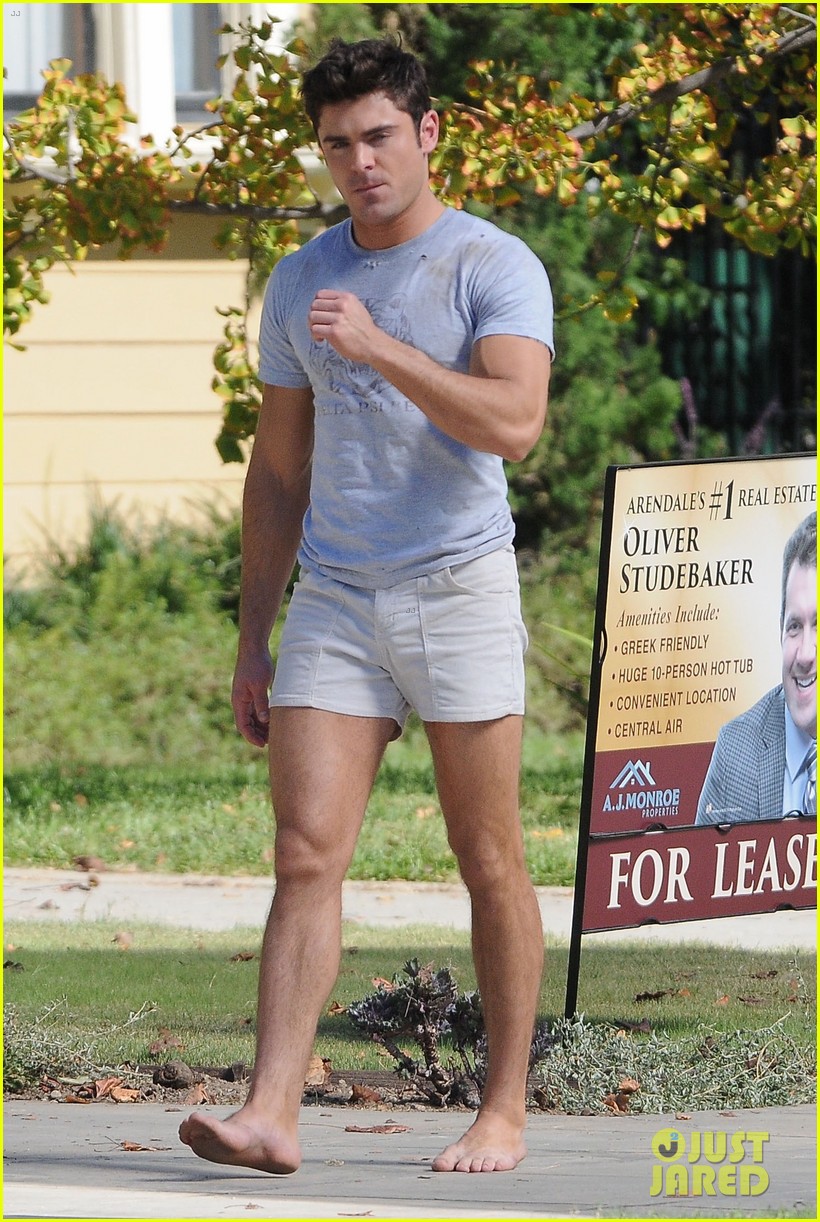 Zac Efron Films 'Neighbors 2' Scenes in Short Shorts Alongside Chloe  Moretz!: Photo 884891, Chloe Moretz, Kaitlyn Dever, Kiersey Clemons, rose  byrne, Seth Rogen, Zac Efron Pictures