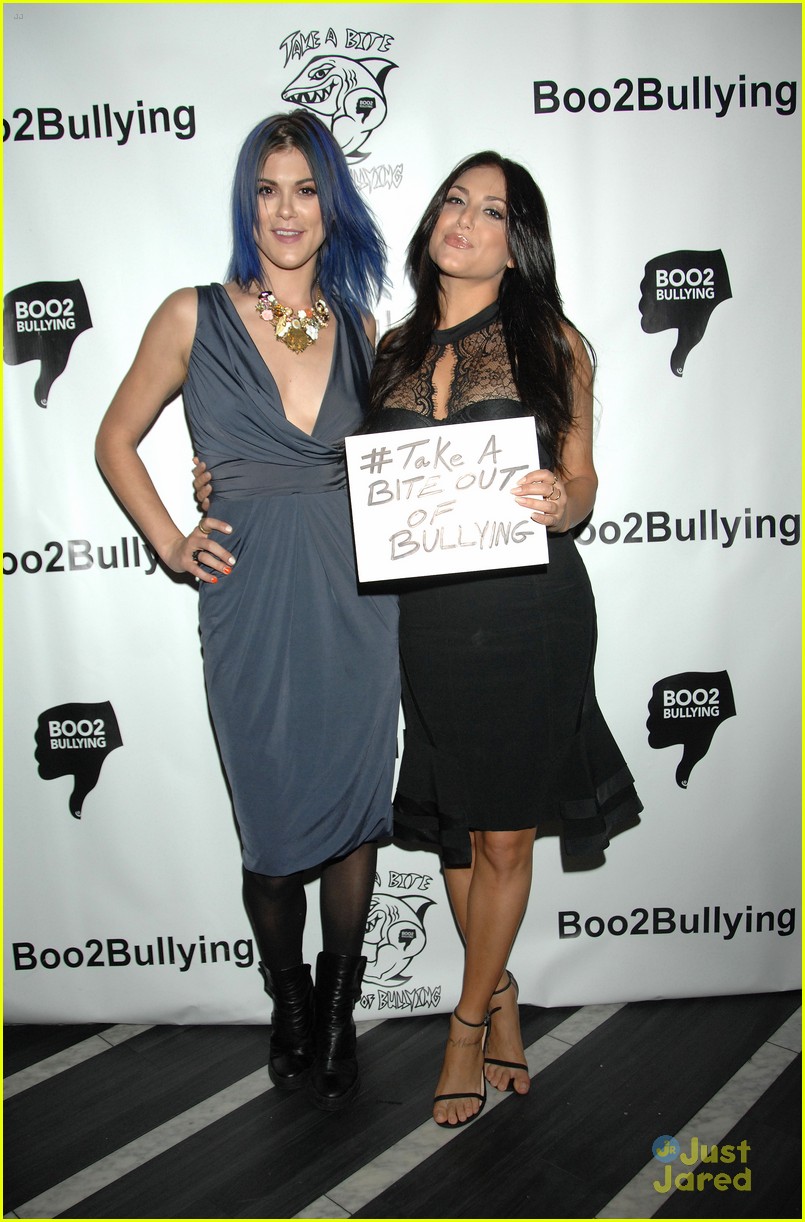 emily osment cassie scerbo boo2bullying event 12