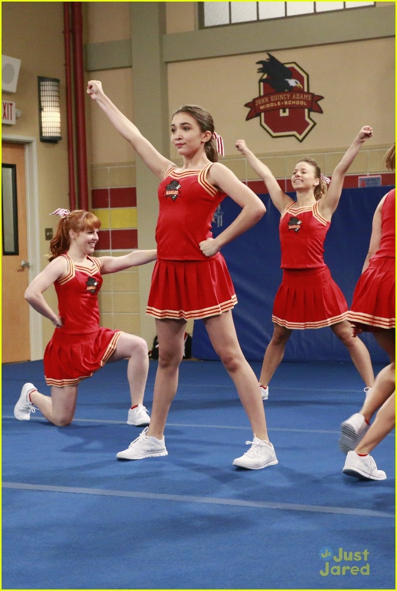 riley try out cheer team girl meets world stills 05