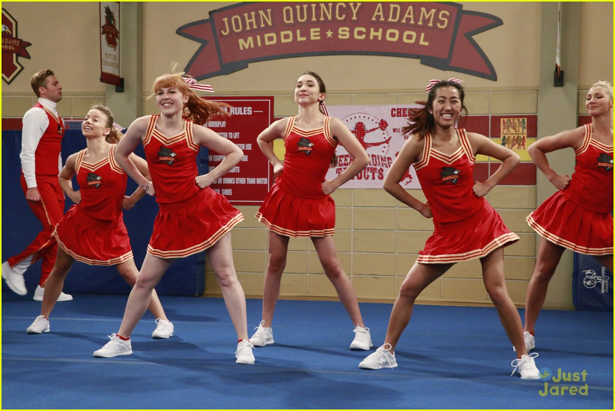 riley try out cheer team girl meets world stills 07
