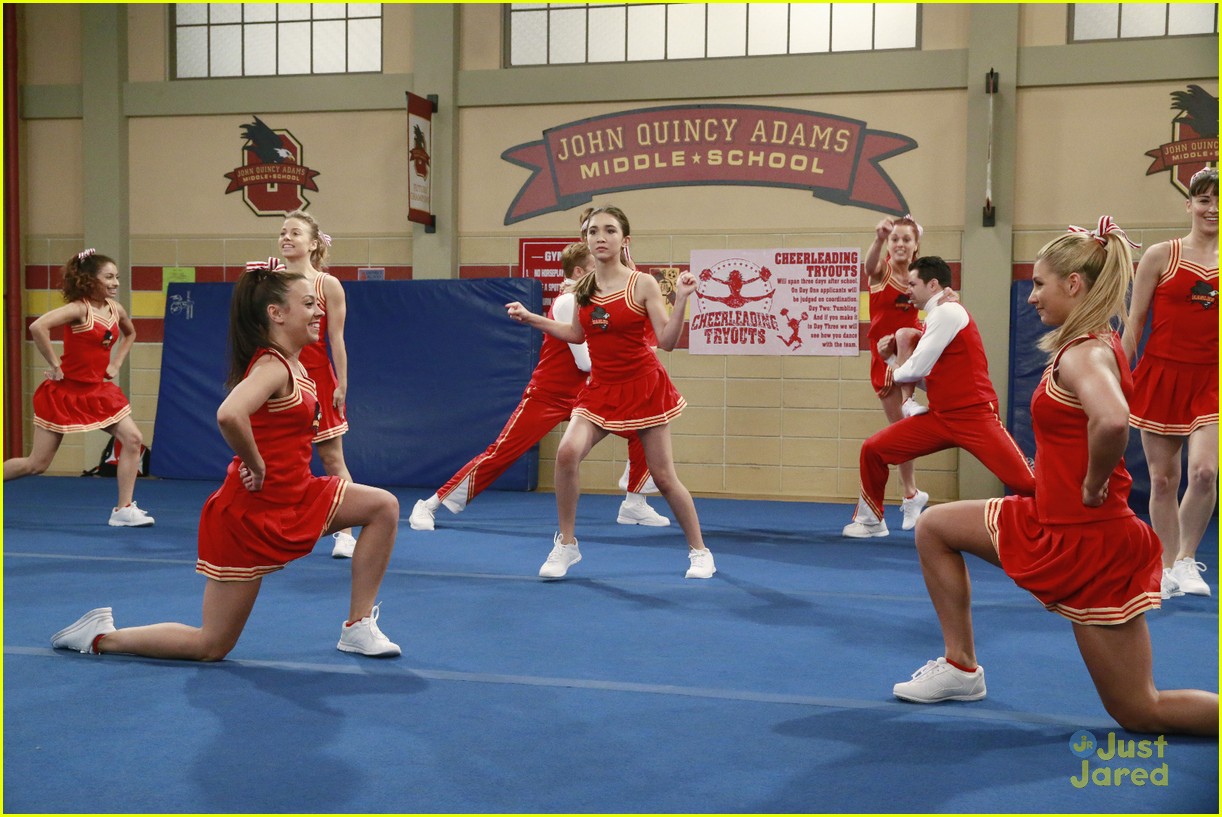 riley try out cheer team girl meets world stills 08