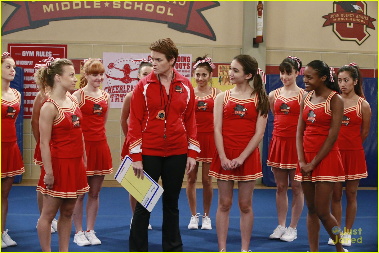 riley try out cheer team girl meets world stills 09